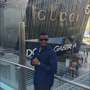 Meet your Posher, Olalekan